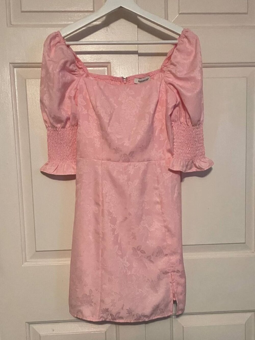 Francesca's Isabella Pink Floral Mini Dress XS Coquette Cottagecore Puff Sleeve